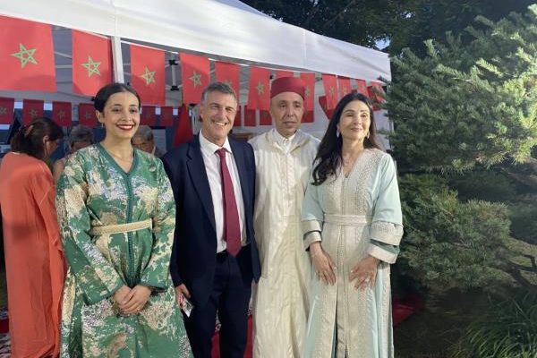 Moroccan Ambassador to Korea Chafik Rachadi (second from right) and Israeli Ambassador to Korea Akiva Tor (second from left) exchange greetings at Throne Day in Yongsan-gu, Seoul. (Sanjay Kumar/The Korea Herald)